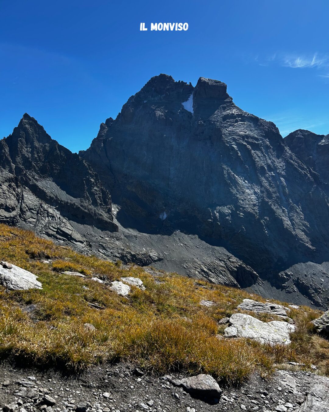 Il Monviso visto ravvicinato dal Monte Losetta, versante ovest a distanza di sguardo
